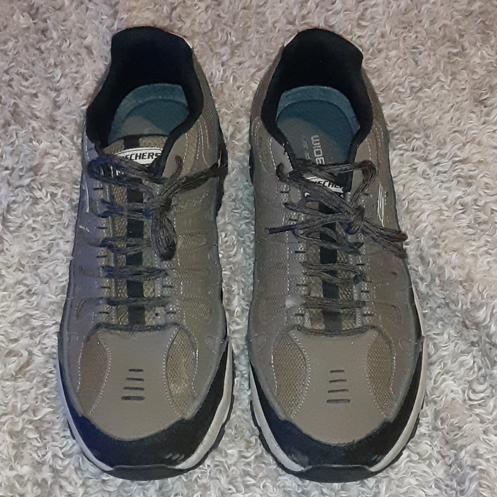Sketchers M-Fit Max